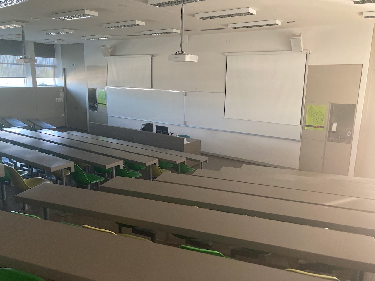 Lecture hall 2.05